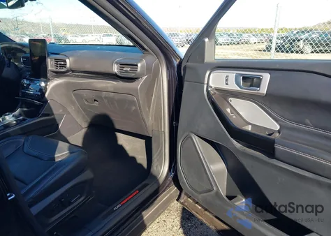 2021 Ford Explorer St z USA, uszkodzony, nr VIN 1FM5K8GC0MGB43697